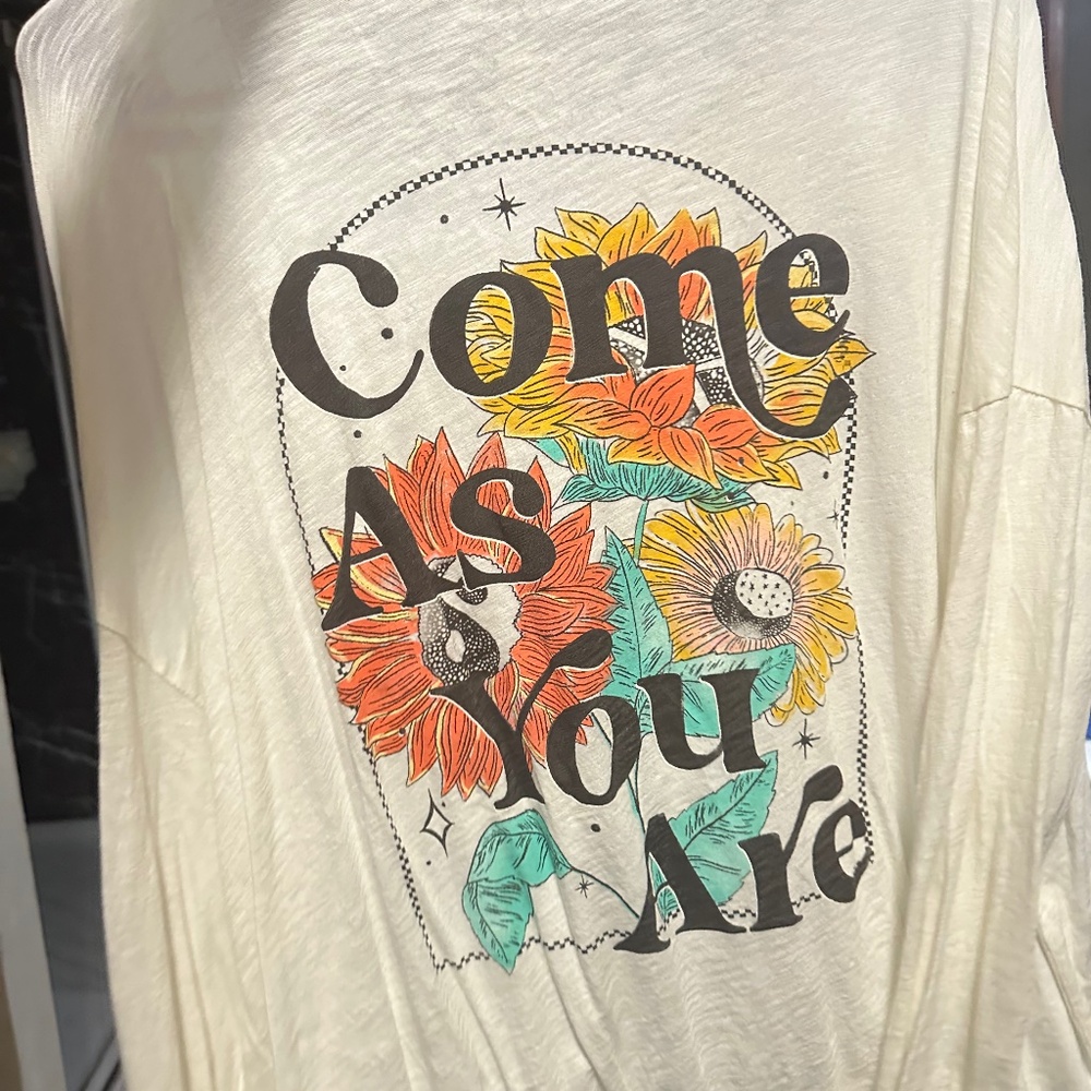 Torrid long sleeve t shirt